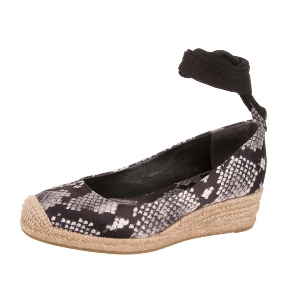 NWOB TORY BURCH Heather Ankle Wrap Satin Espadrille Wedge US 8 Black/Roccia - Picture 2 of 7